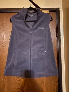 NWOT Columbia Blue/ Gray Fall/ Winter Outerwear Vest